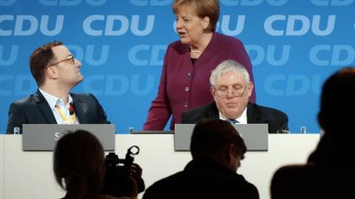 Jens Spahn und Angela Merkel