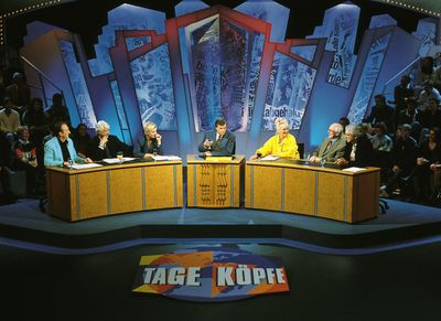 (v.l.) Mike Krüger, Rudi Carrell, Milena Preradovic, Jochen Busse, Gaby Köster, Friedrich Nowottny, Hans Meiser (1996)